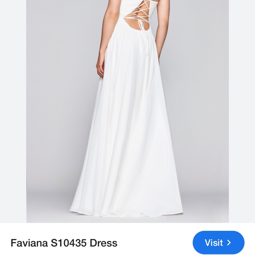 Prom dress - Picture 2 of 6